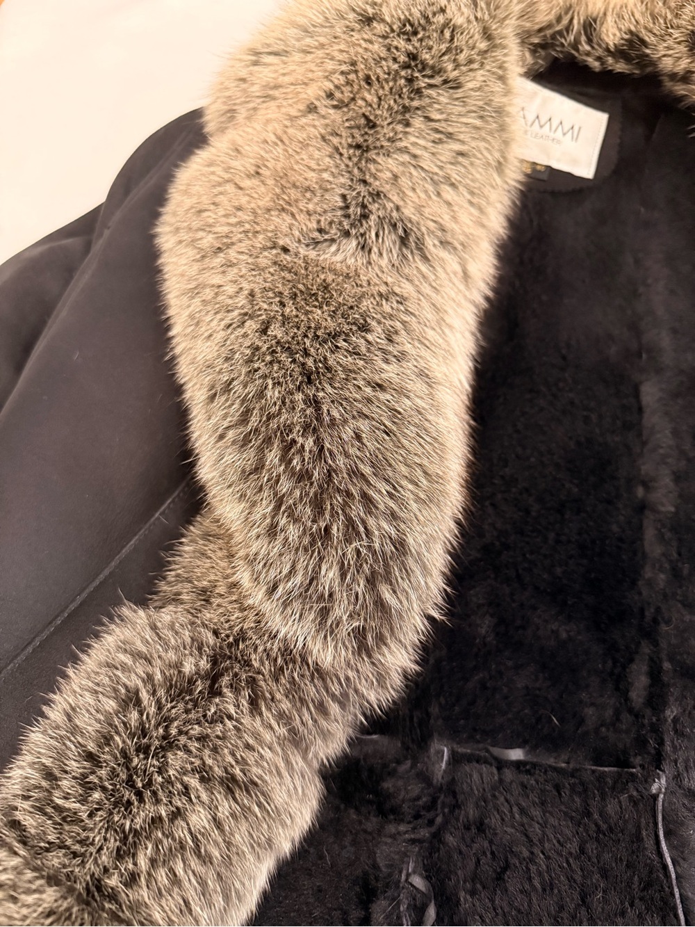 Black Lamb Shearling Coat with Fox Fur Trim - Picture 9 of 10